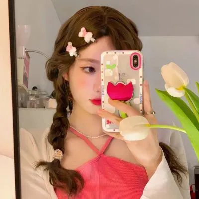娜芙蒂蒂，太阳的女儿